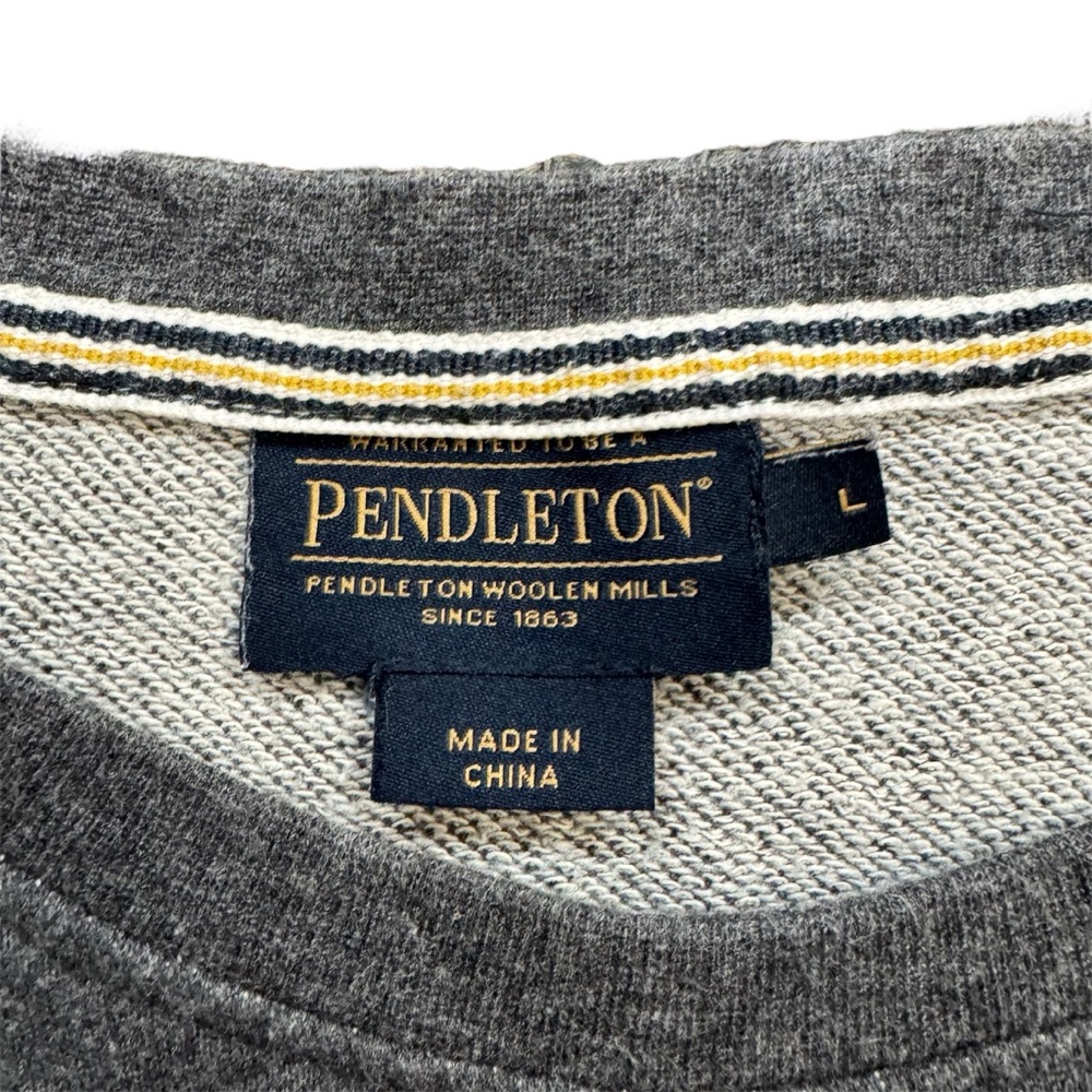 Pendleton Sweatshirt - Picture 4 of 7